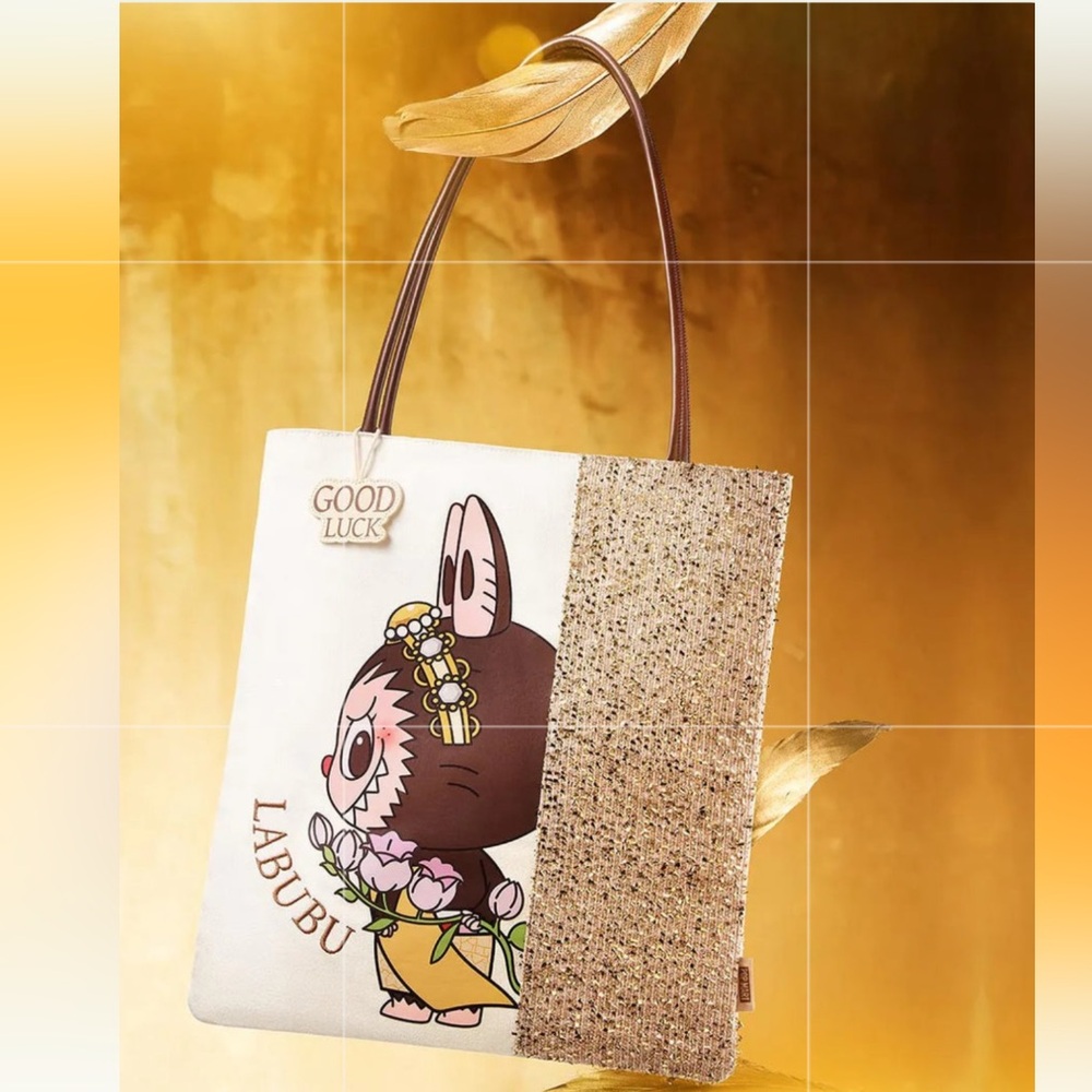 🍌  Labubu Good Luck To You-Canvas Bag 🍌 NWT 🍌
